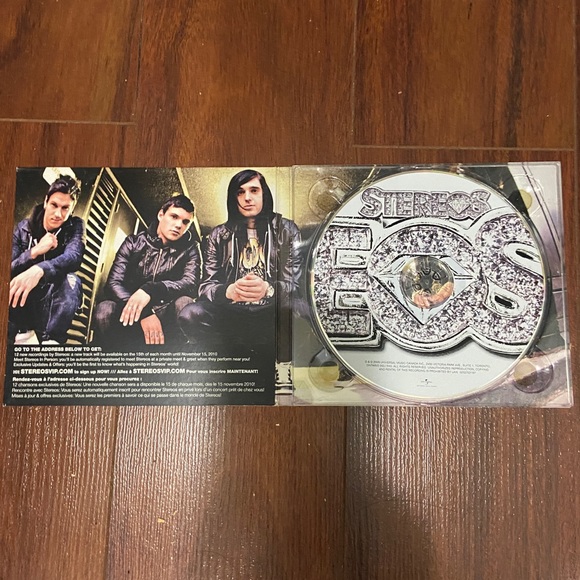 Autographed STEREOS CD Album - Picture 2 of 3